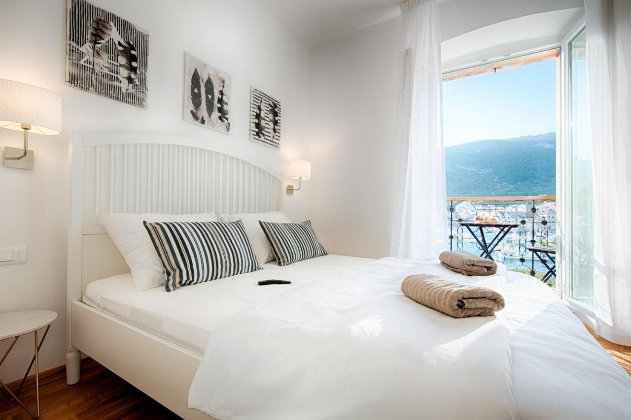Seafront Rooms Koluna コミジャ エクステリア 写真