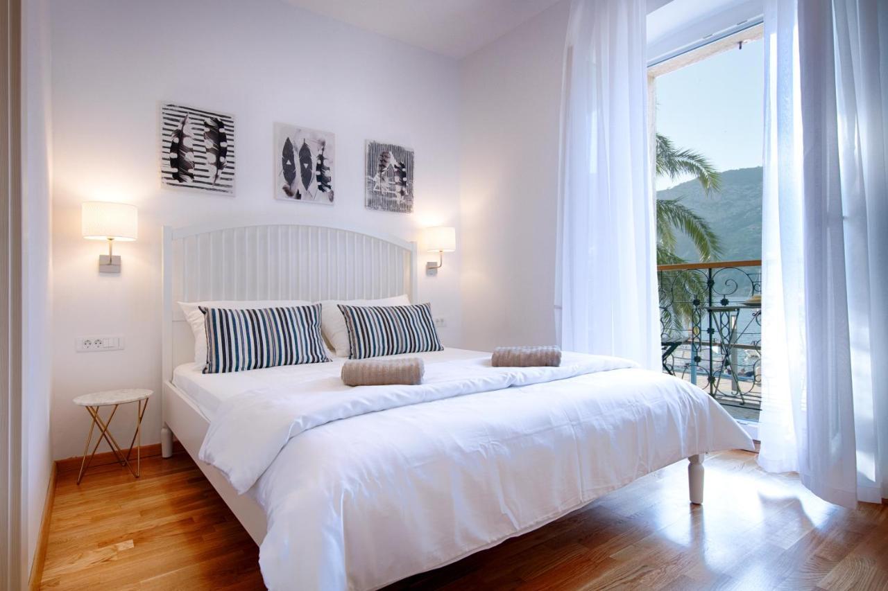 Seafront Rooms Koluna コミジャ エクステリア 写真