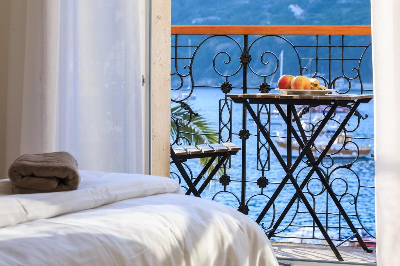 Seafront Rooms Koluna コミジャ エクステリア 写真